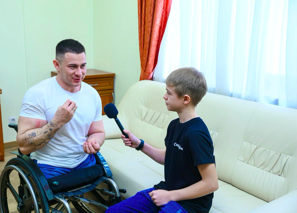 Фото Блогер-миллионник, интервью юнкоров и борьба с фейками. Как в Новосибирске прошёл крупнейший молодёжный медиафорум – ФОТОРЕПОРТАЖ 36 - Сиб.ФМ Фото Блогер-миллионник, интервью юнкоров и борьба с фейками. Как в Новосибирске прошёл крупнейший молодёжный медиафорум – ФОТОРЕПОРТАЖ 36